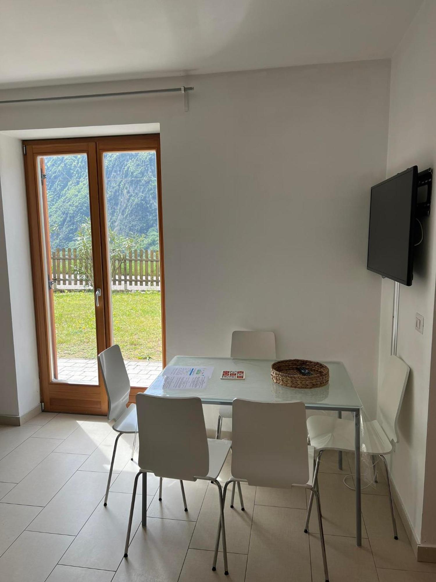 Infinity View Garda Lake Tenno Exterior photo