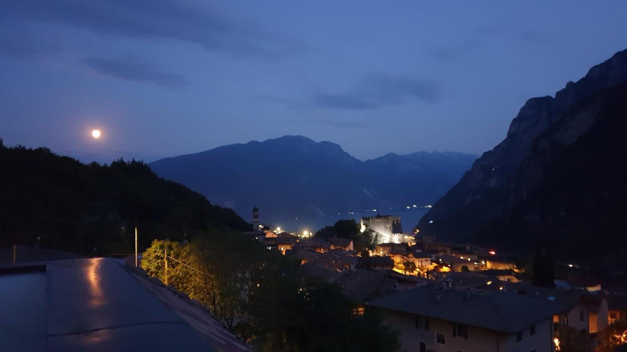 Infinity View Garda Lake Tenno Exterior photo